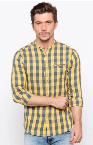 Spykar Men Yellow Cotton Slim Fit M and arin Collar Checkered Shirts